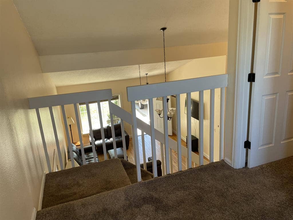 3 Room Upstairs Suite