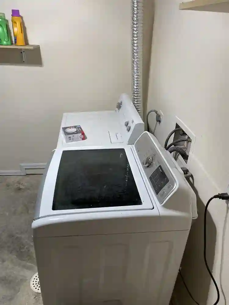 3 Room Upstairs Suite