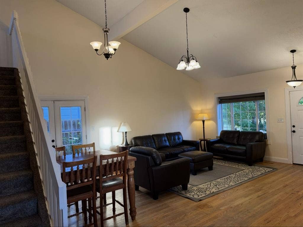 Upstairs Suite