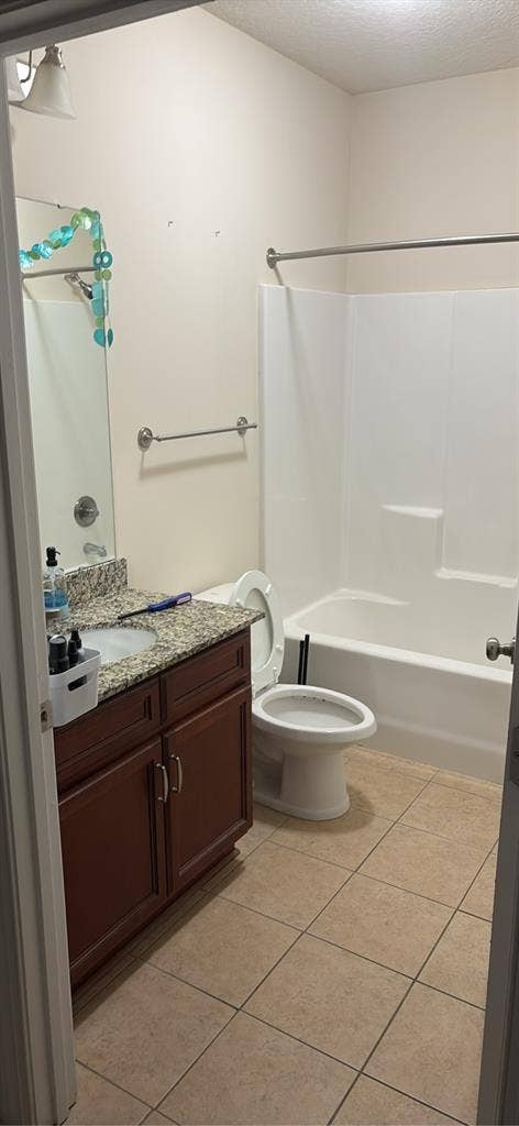 Looking for a roommate!