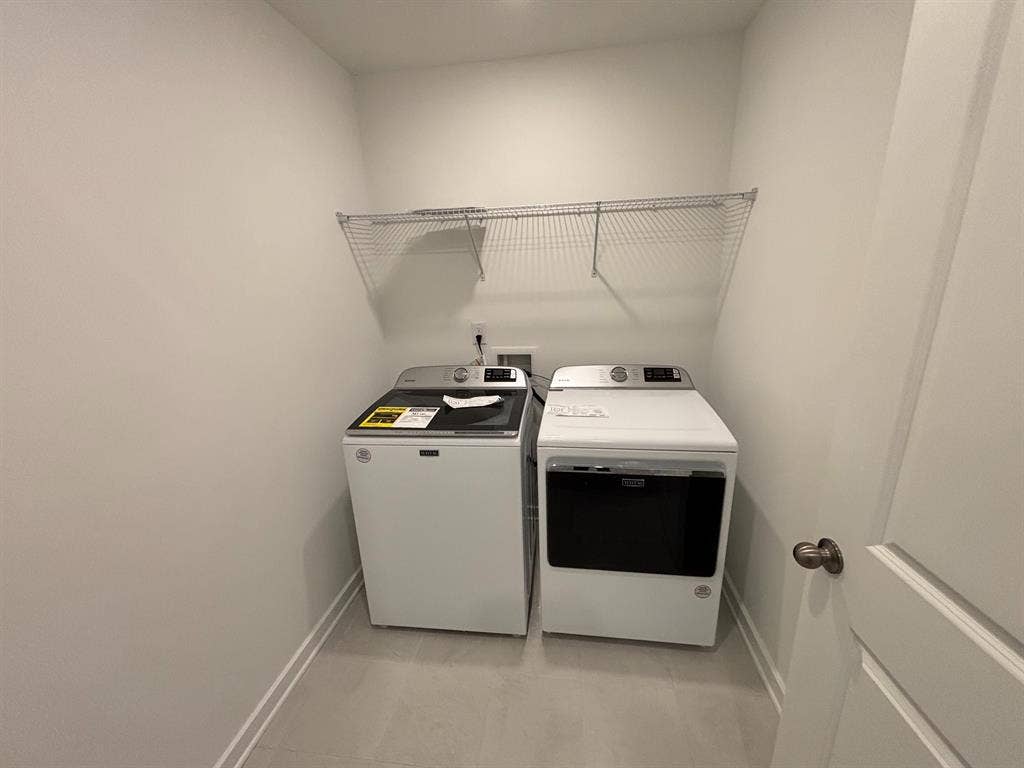 4 BR in Monroe