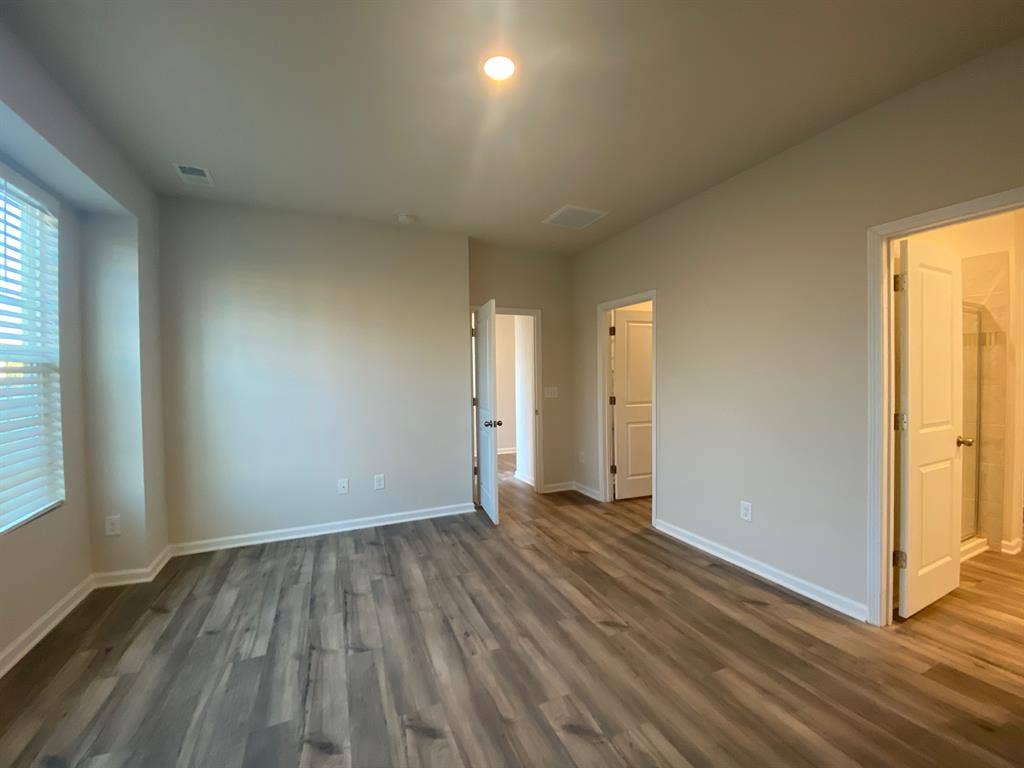 4 BR in Charlotte