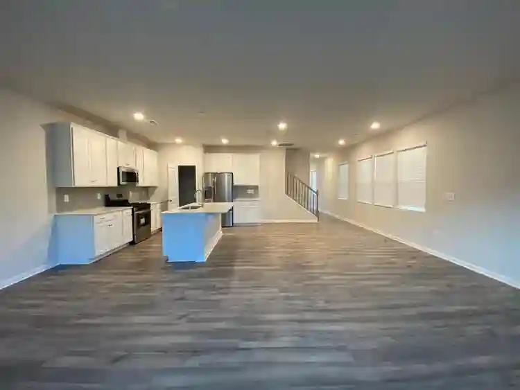 4 BR in Charlotte