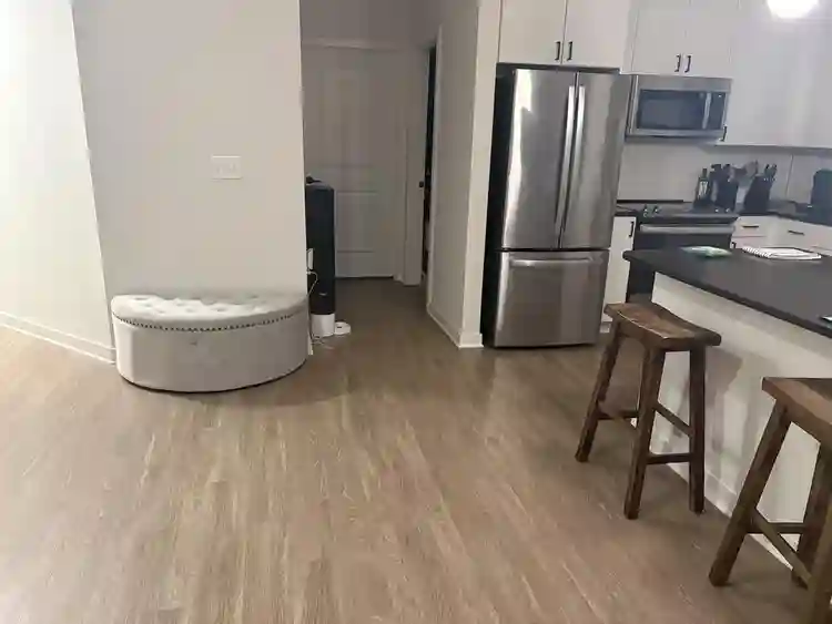 2b/2br less than 10 minutes from PC