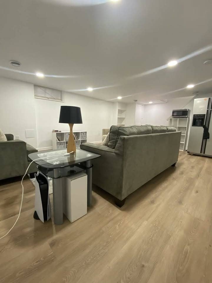 Basement Unit w/ private entrance