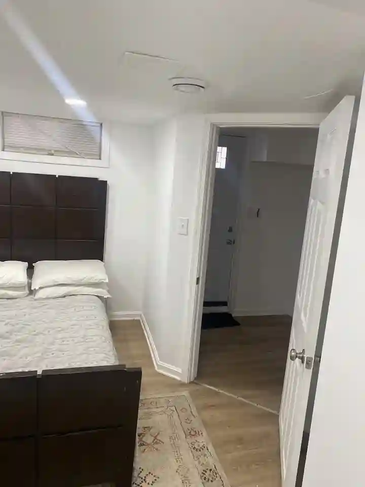 Basement Unit w/ private entrance