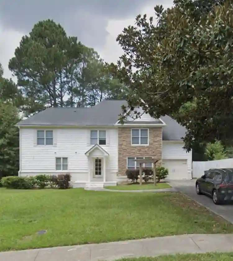 5 bedroom home in Toco Hills