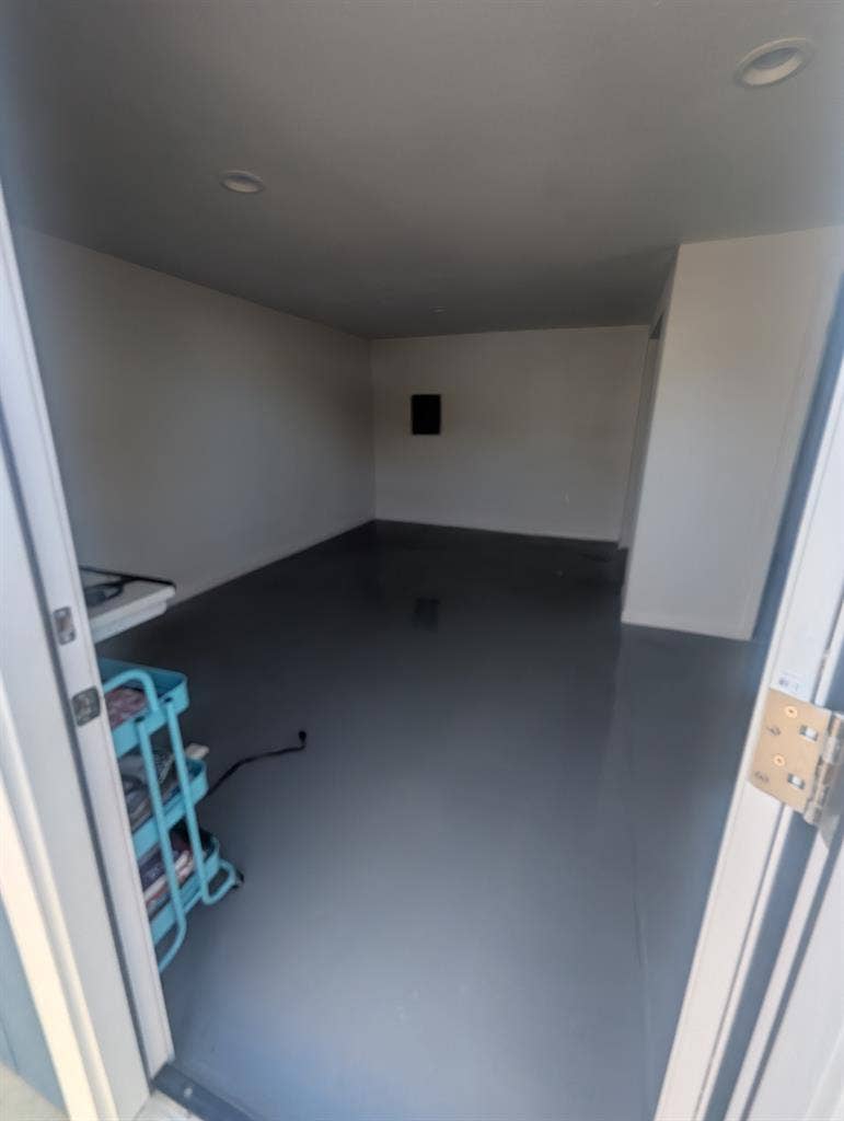 400 sq/ft detached studio