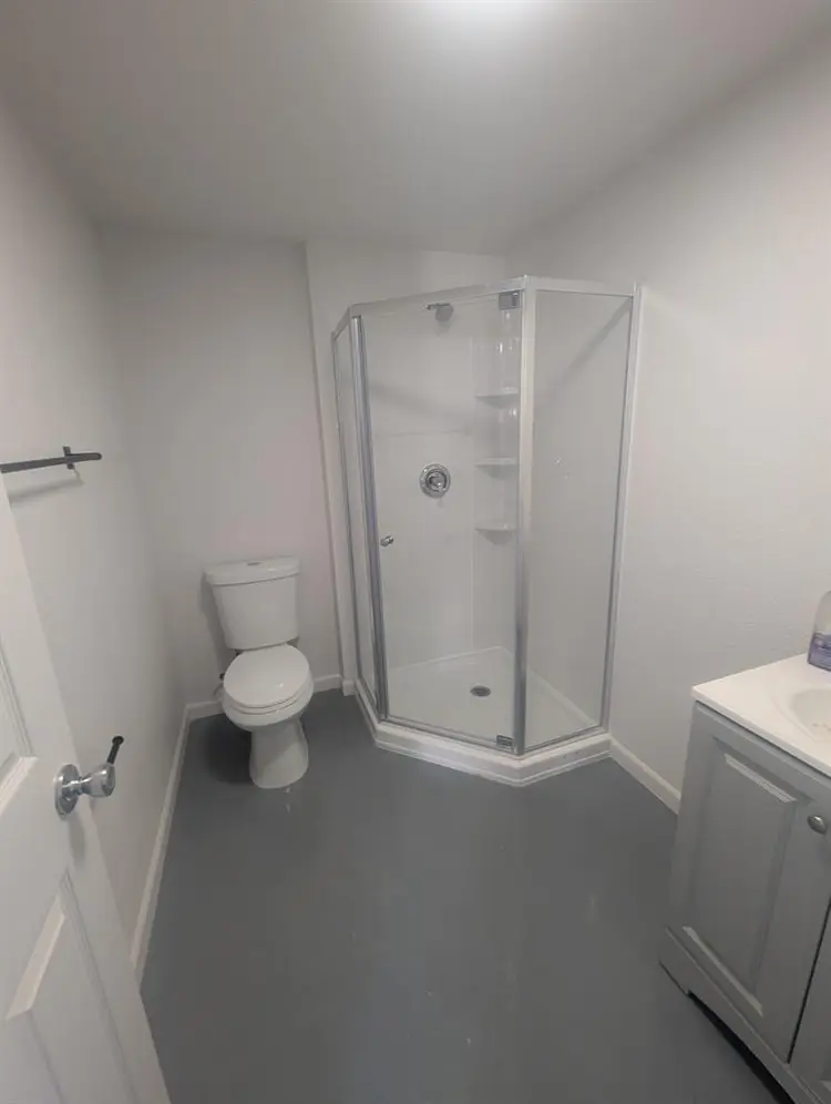 400 sq/ft detached studio