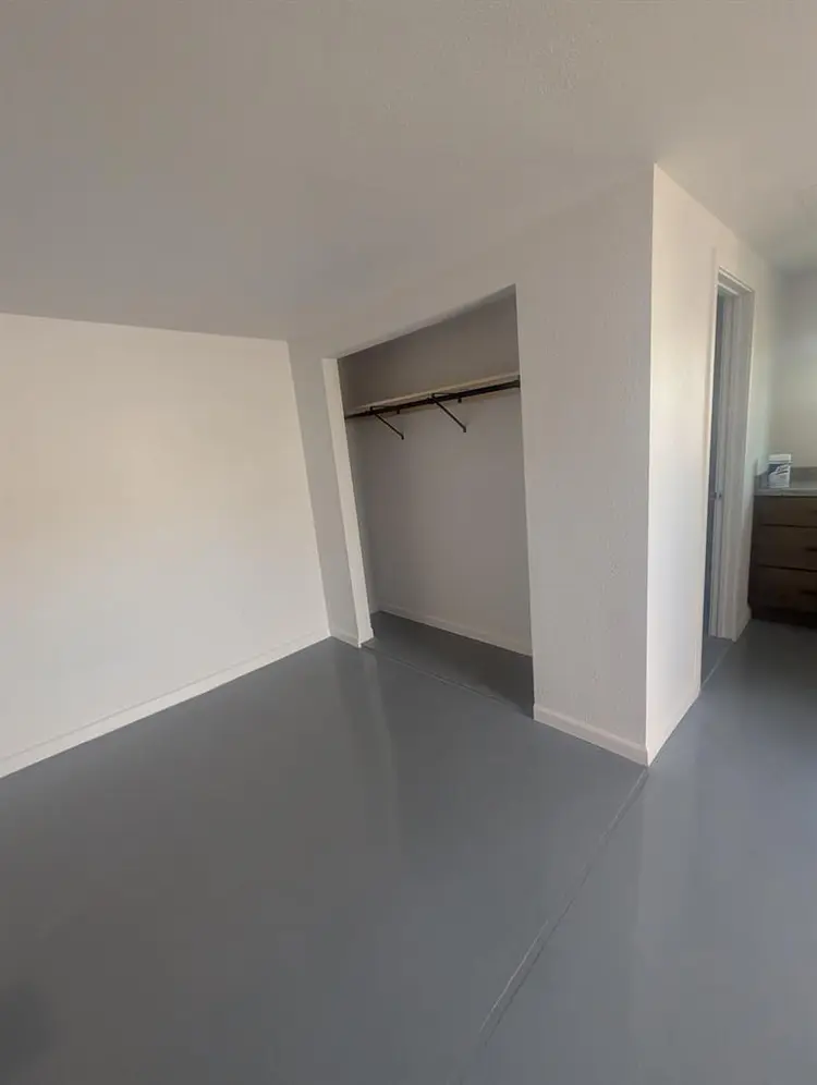 400 sq/ft detached studio