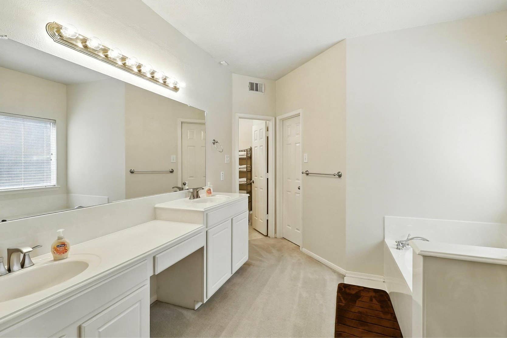 Rooms for rent in Spring 77388
