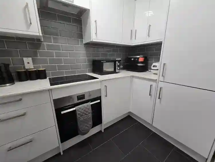 New Barnet - Modern Furnished Room