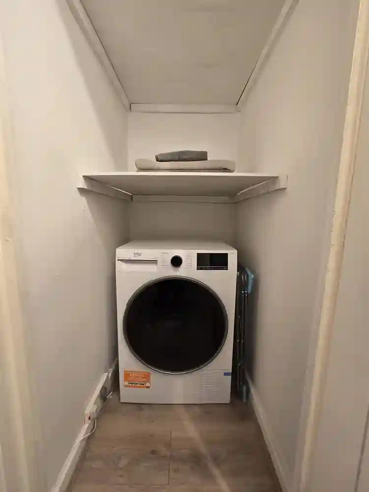 New Barnet - Modern Furnished Room