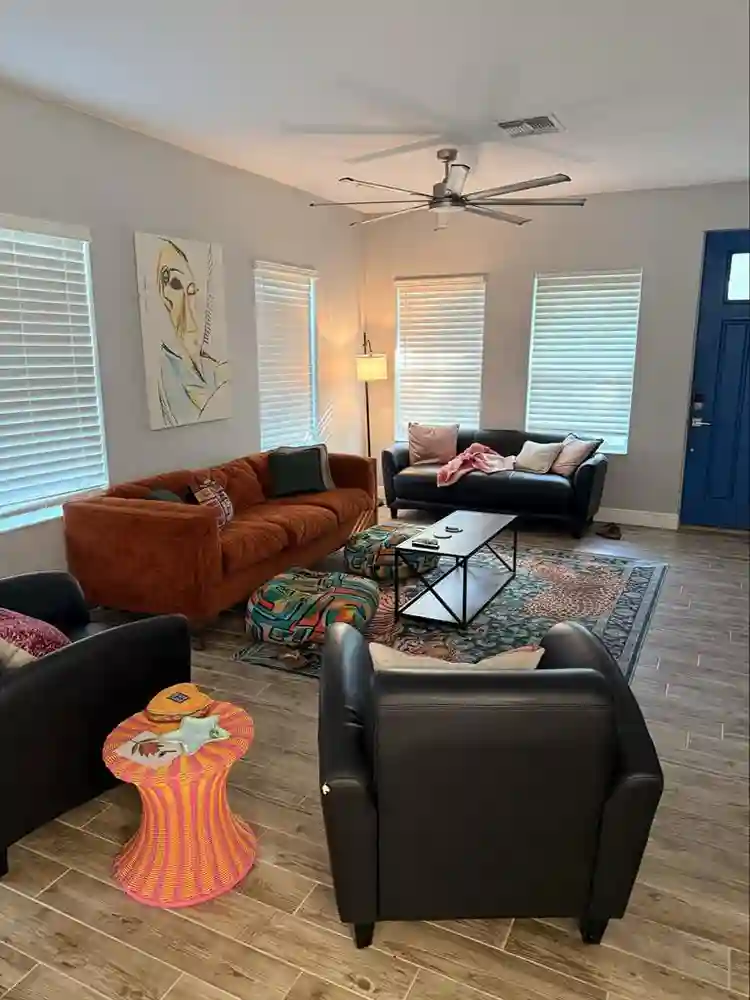 Room for rent in NSB