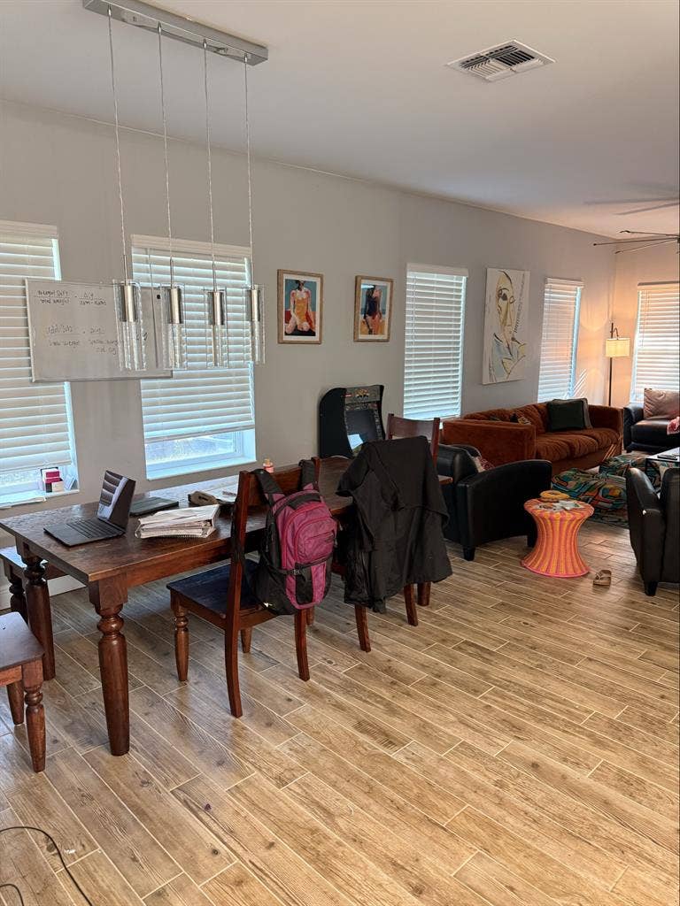 Room for rent in NSB
