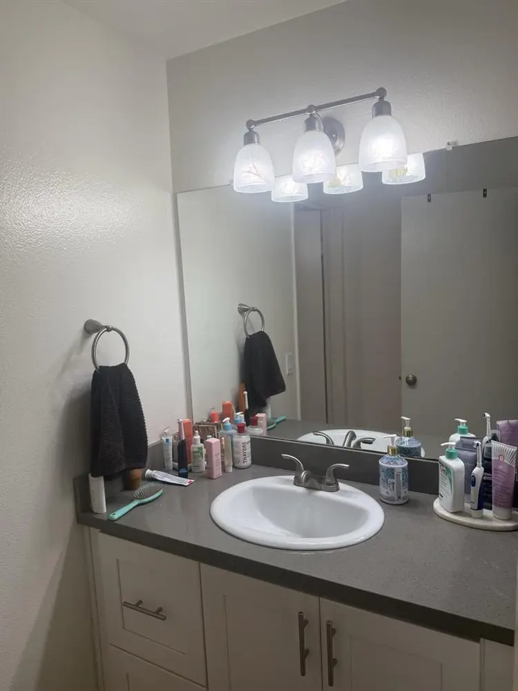 Room in Costa Mesa
