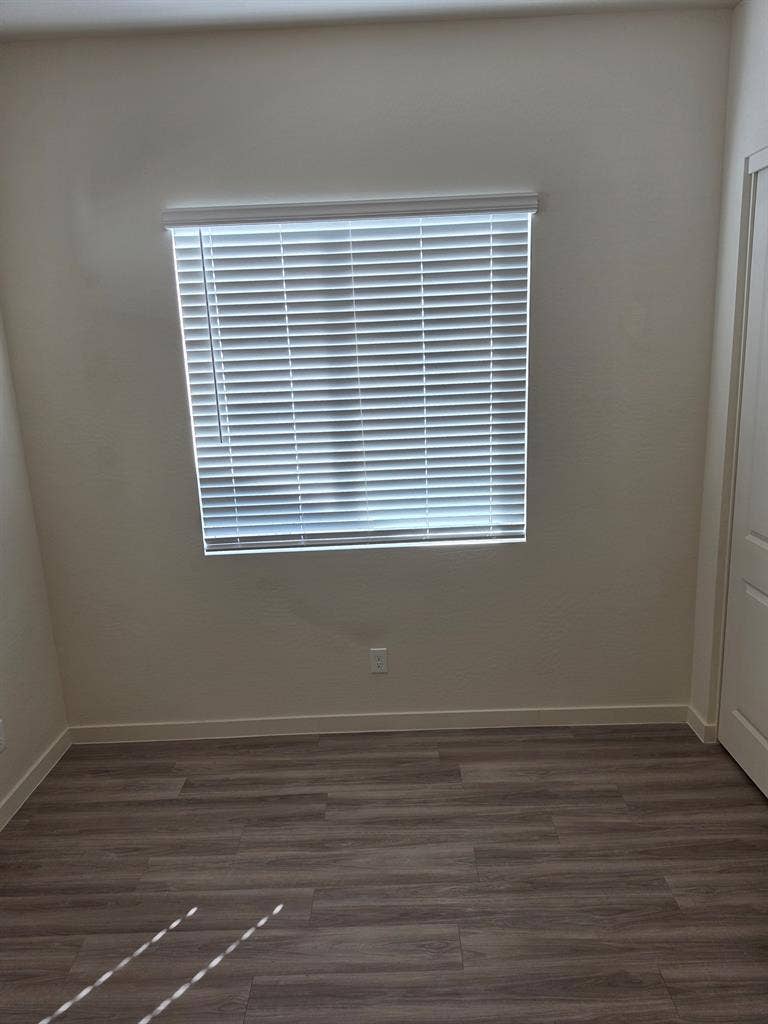 Room w/ private bathroom
