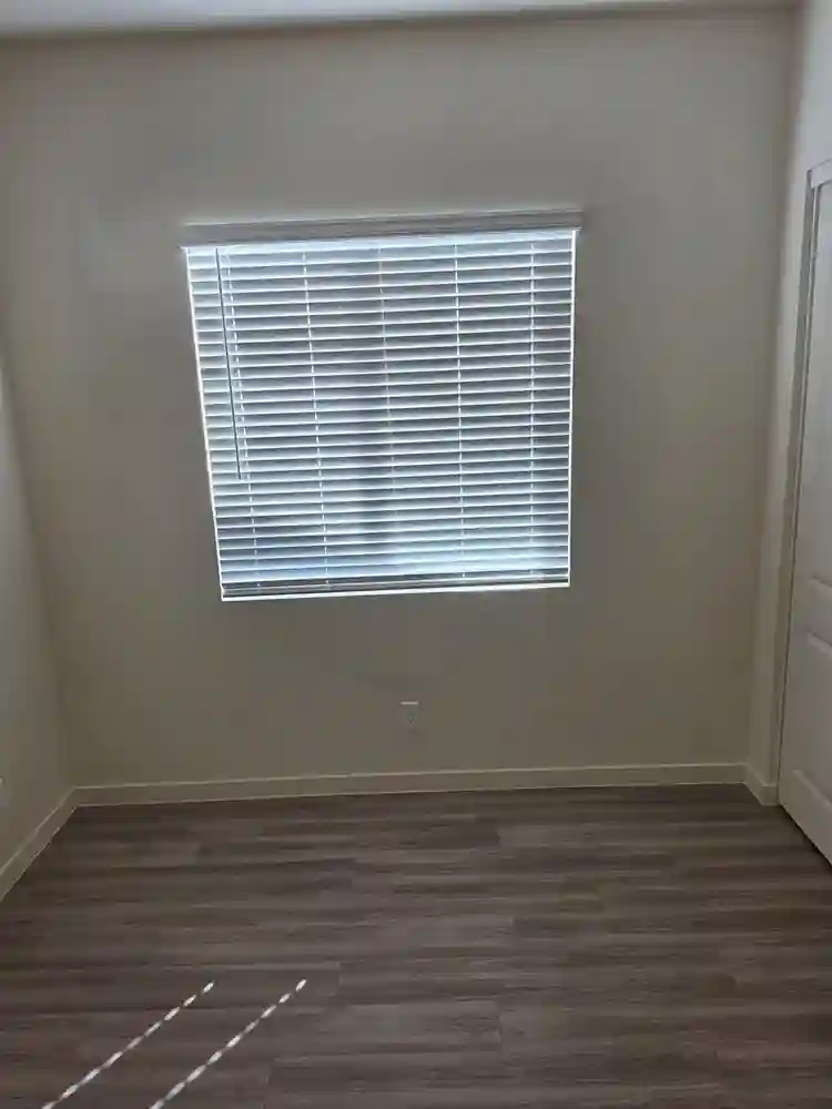 Room w/ private bathroom