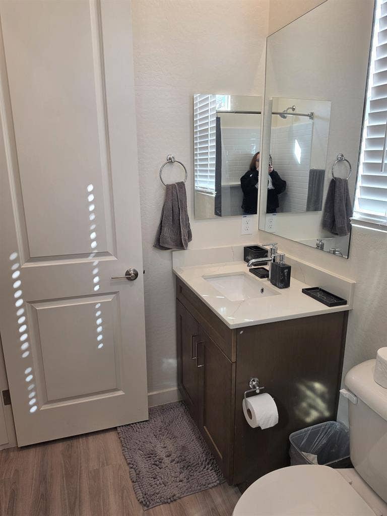 Room w/ private bathroom