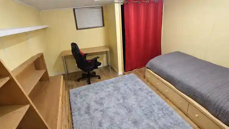 Private room for rent