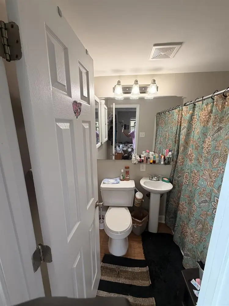 Subleasing apartment: Nov 2026