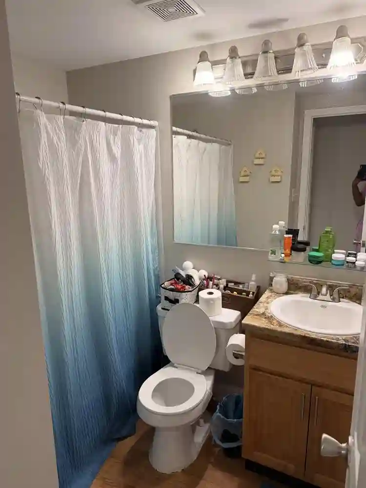 Subleasing apartment: Nov 2026