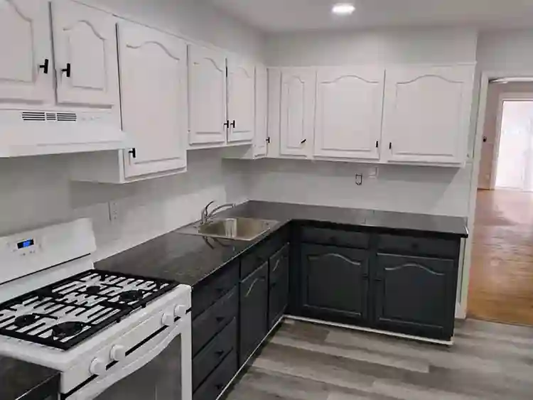 Private Room | Shared Bathroom