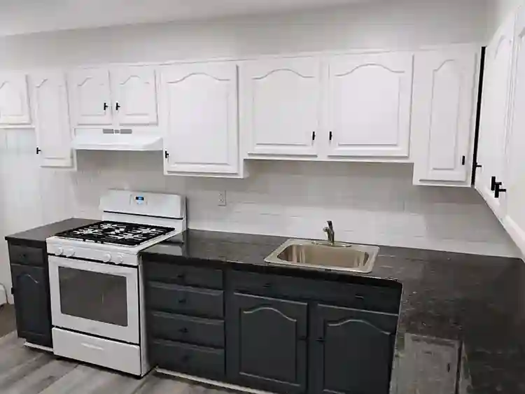 Private Room | Shared Bathroom