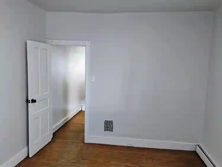 Private Room | Shared Bathroom
