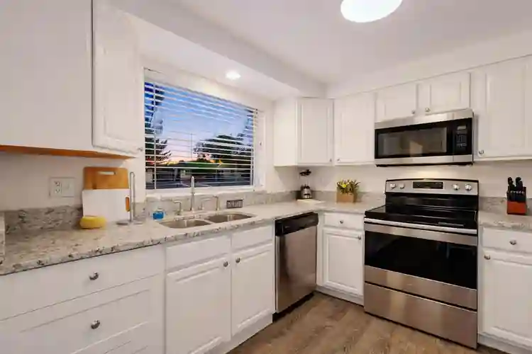 Nice Furnished Room (Sarasota)