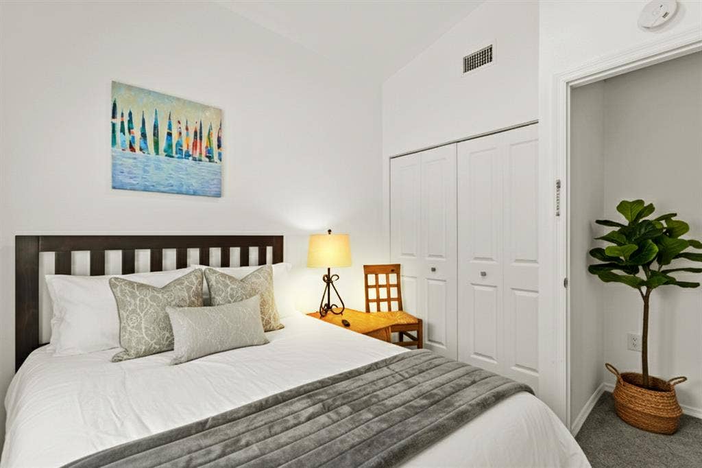 Nice Furnished Room (Sarasota)