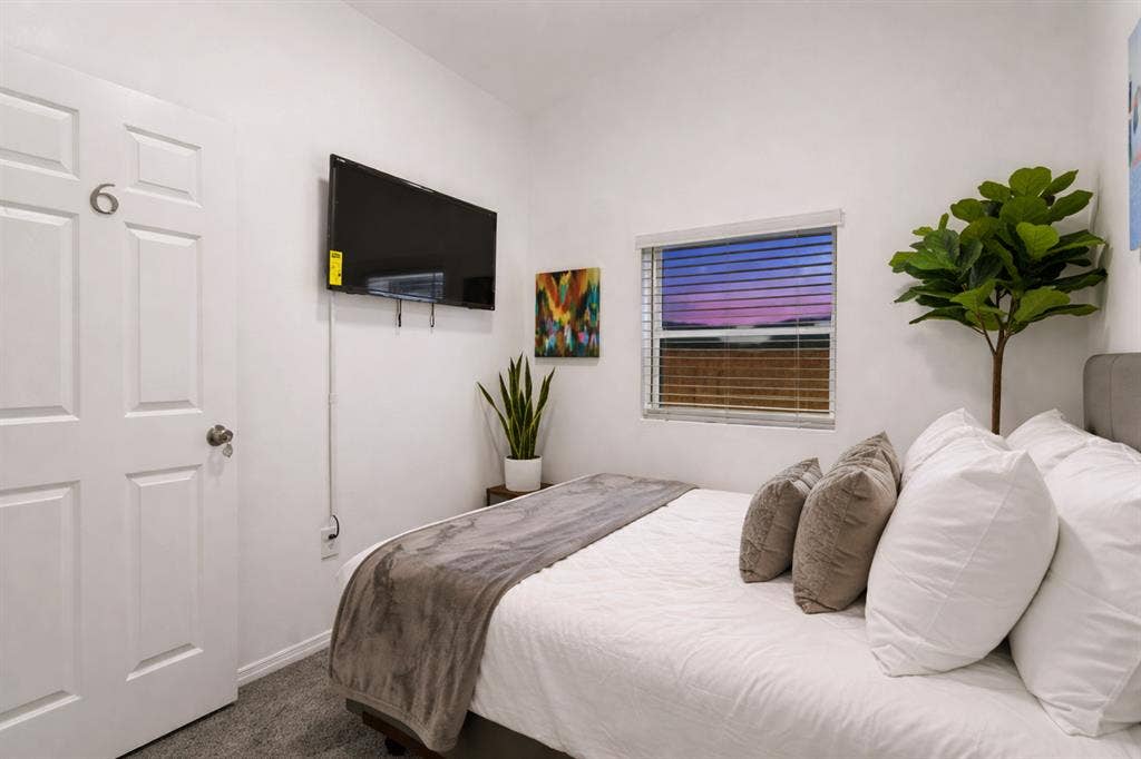 Nice Furnished Room (Sarasota)