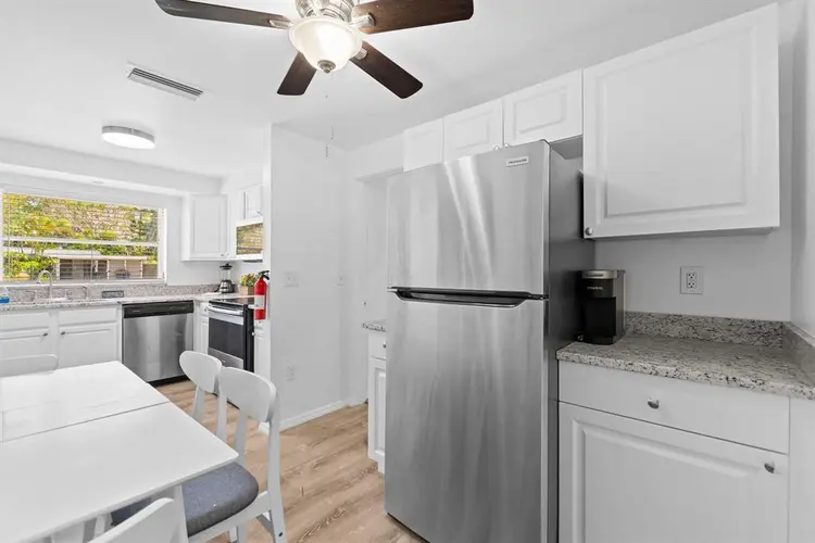 Nice Furnished Room (Sarasota)