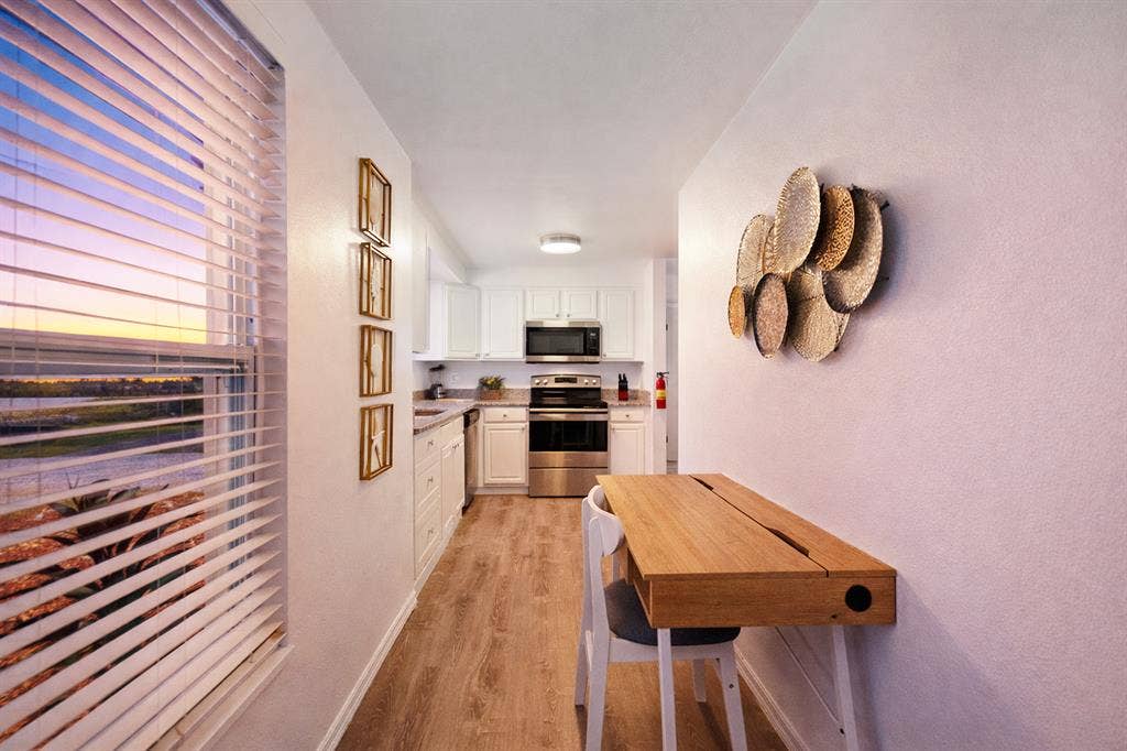 Nice Furnished Room (Sarasota)