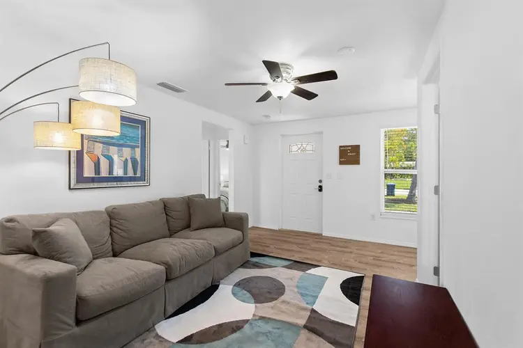 Nice Furnished Room (Sarasota)