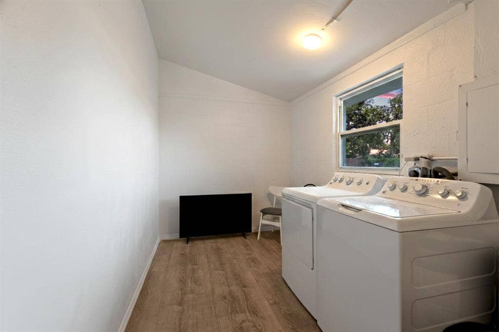 Nice Furnished Room (Sarasota)