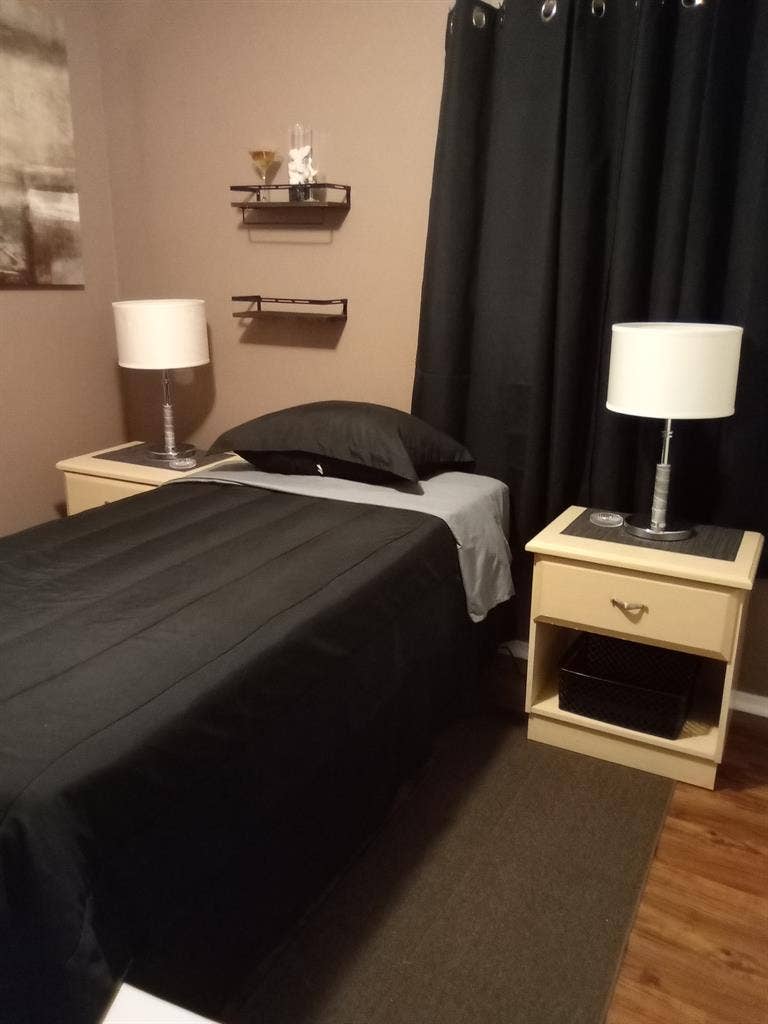 Beautiful Furnished Rooms
