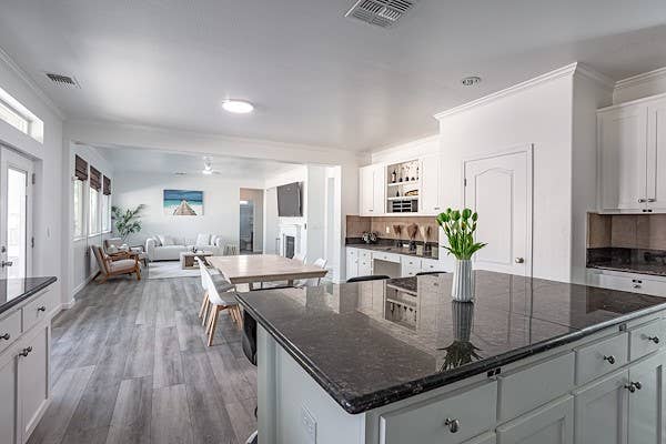 Private Room with Utilities & Wifi