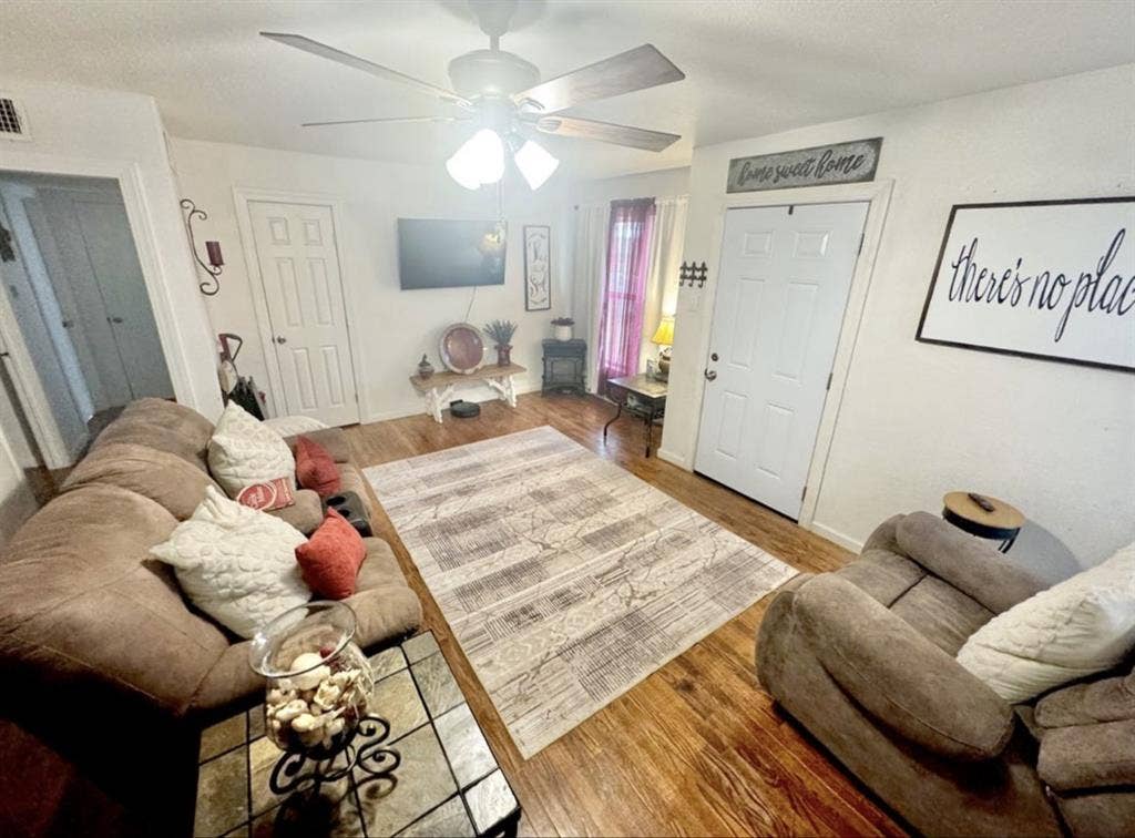 Roommate for fully furnished home