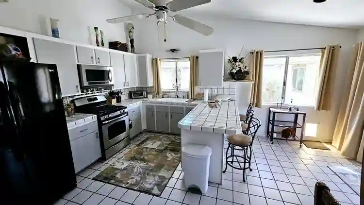 FURNISHED CASITA FOR RENT