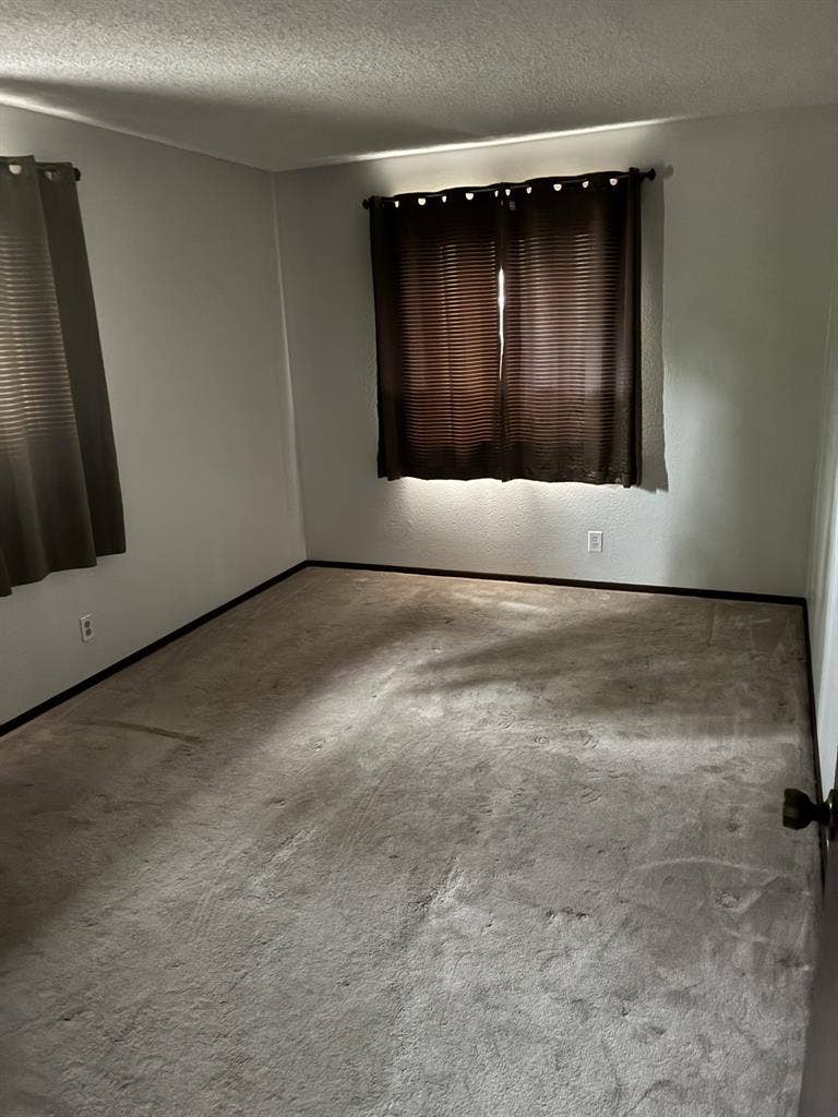 Room in 2 story condo in Thornton