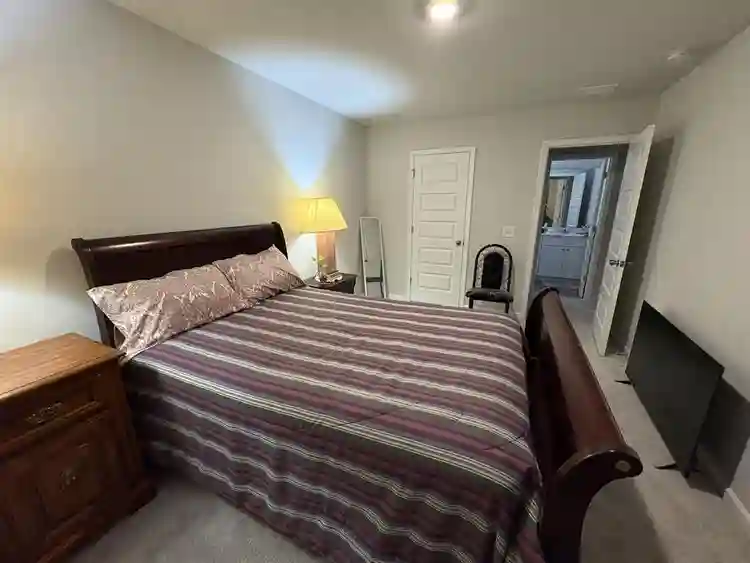 Furnished Townhouse room for rent