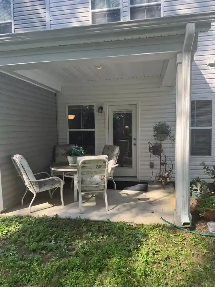 Furnished Townhouse room for rent