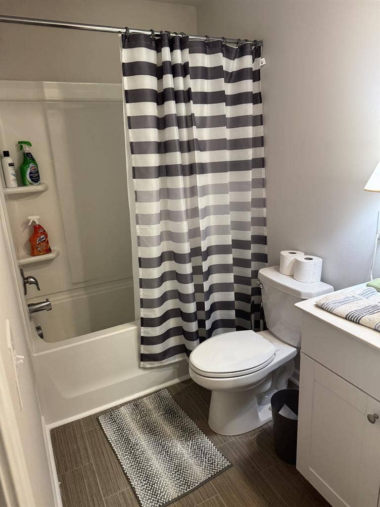 Furnished Townhouse room for rent