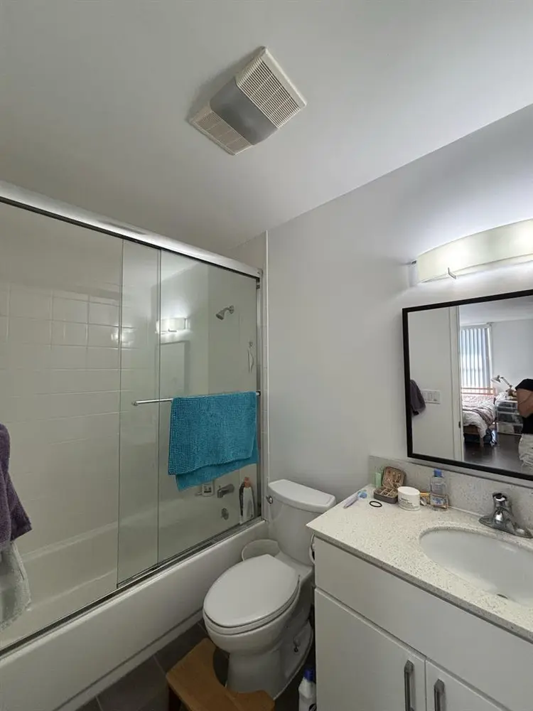 Shared Room Sublease from Jan 2027