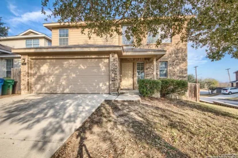 2 bds & 1bth shared home