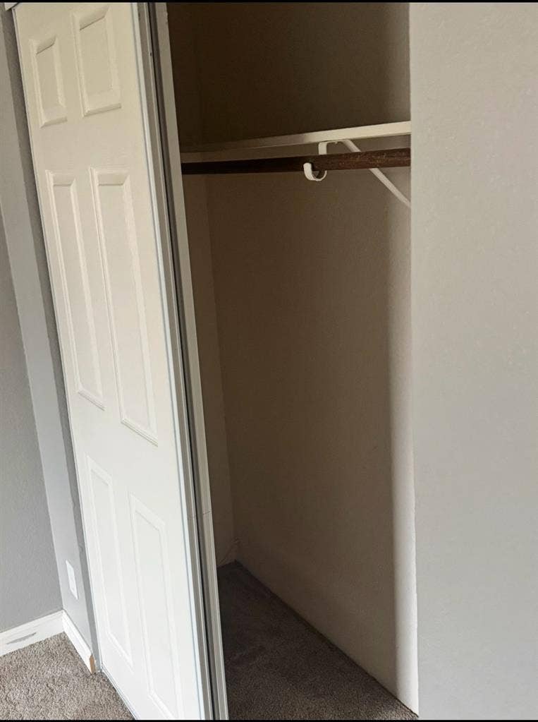 Upstairs bedroom for rent