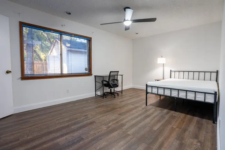 Clean, affordable room in Arlington