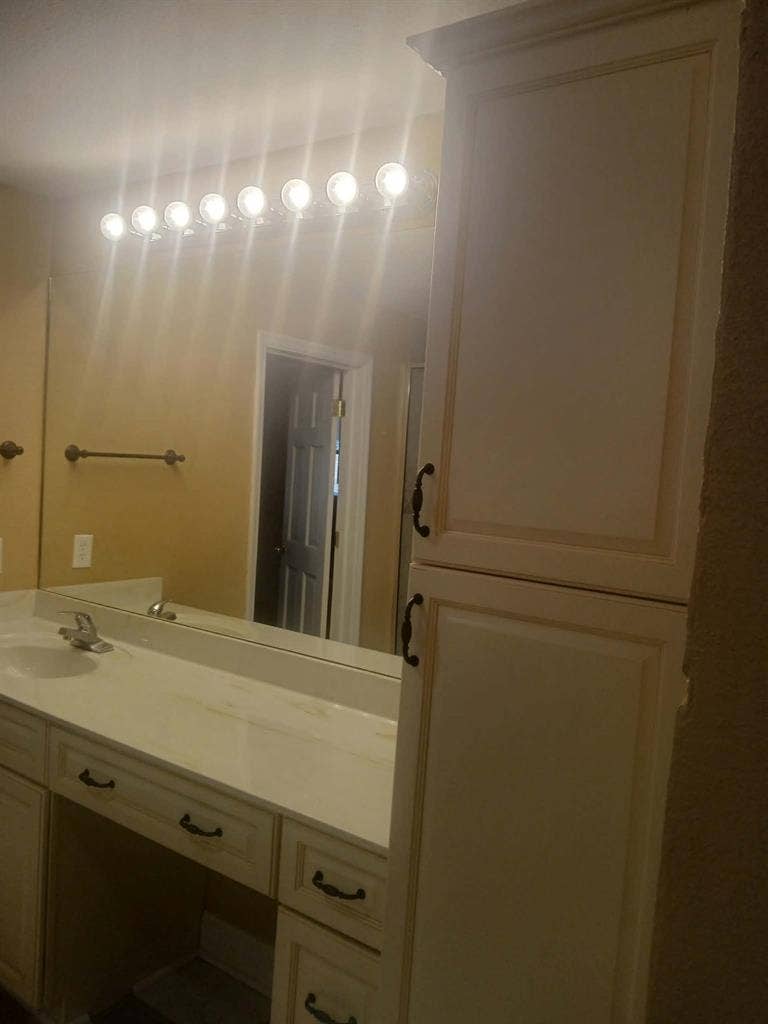 Beautiful Master Suite Lake Home