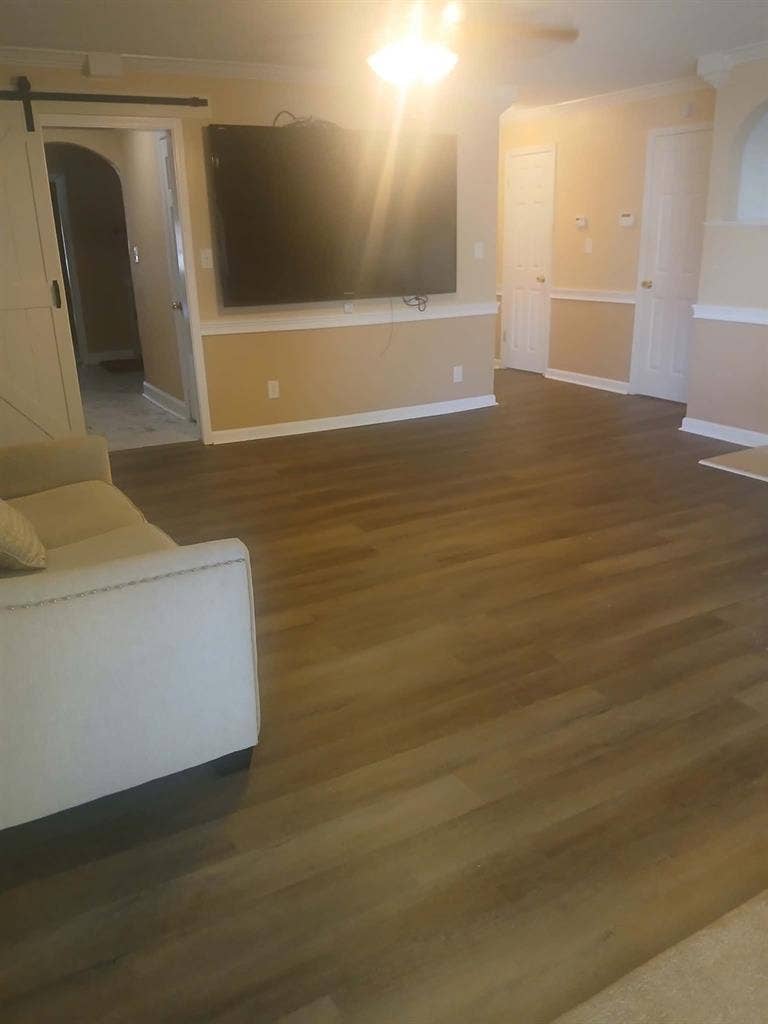 Beautiful Master Suite Lake Home